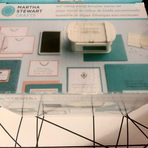 Martha Stewart Crafts self inking stamp set - Picture 2 of 8
